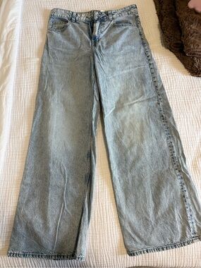 H&M Distressed Light Blue Denim Jeans